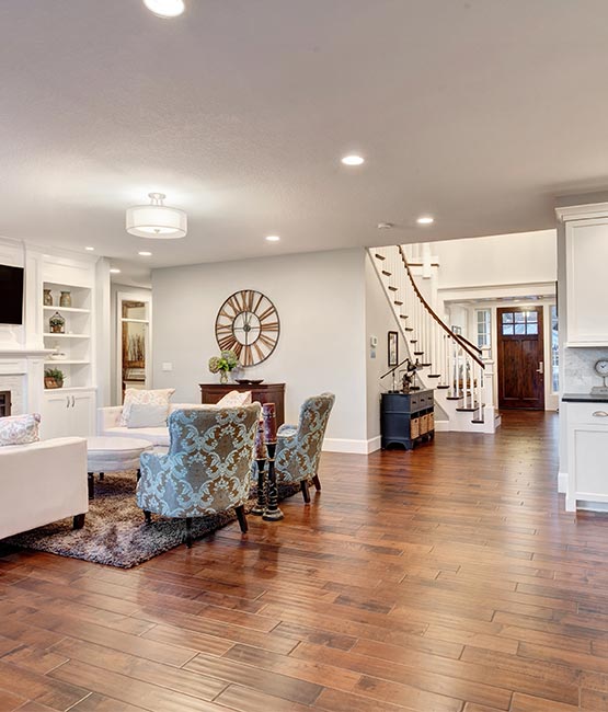 A beautiful room with hardwood floor