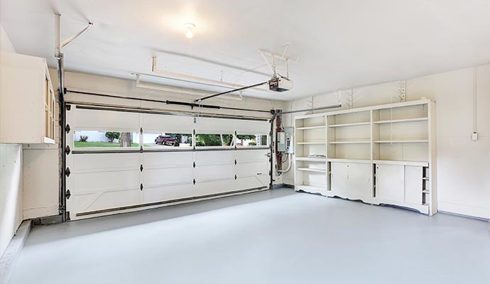 Clean empty garage