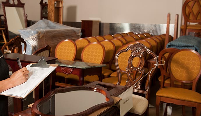 Professional listing inventory of furniture