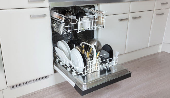 Clean dishwasher
